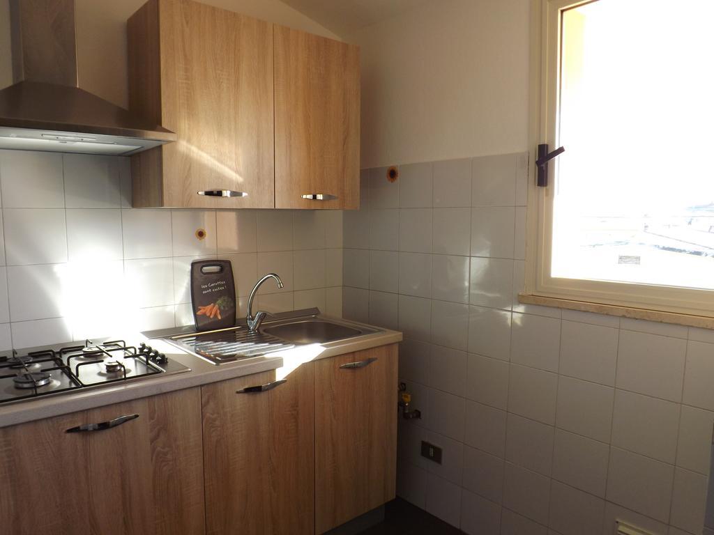 Holiday Matteotti Apartman Montecatini Terme Szoba fotó