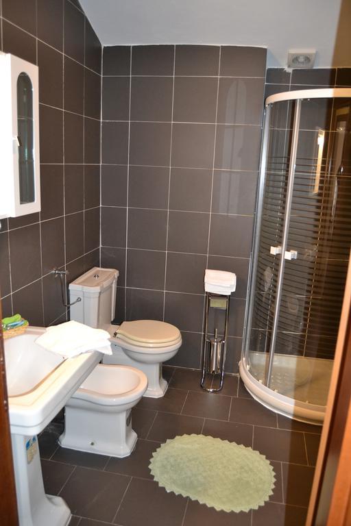 Holiday Matteotti Apartman Montecatini Terme Szoba fotó