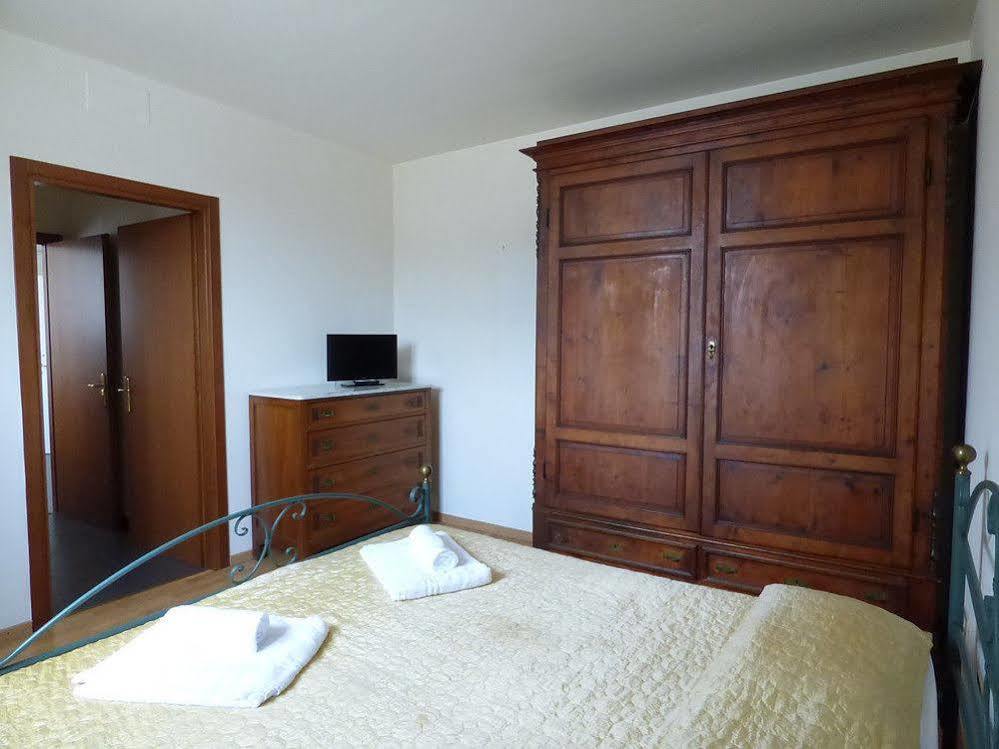 Holiday Matteotti Apartman Montecatini Terme Kültér fotó