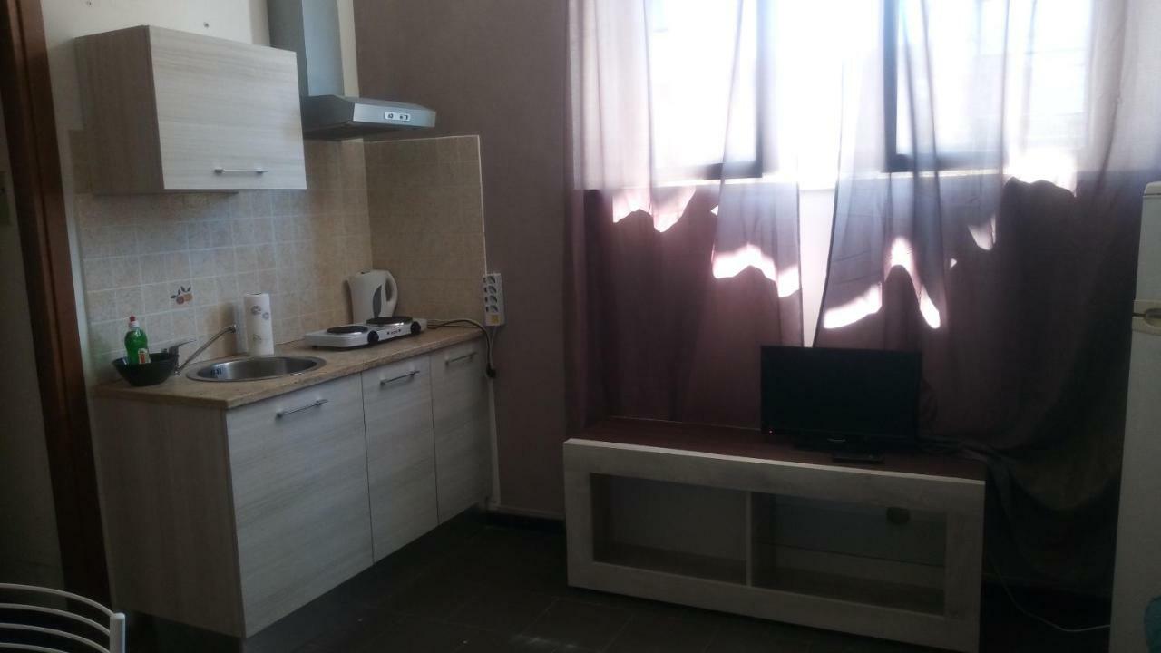 Holiday Matteotti Apartman Montecatini Terme Szoba fotó