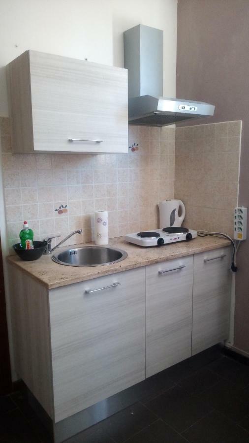 Holiday Matteotti Apartman Montecatini Terme Szoba fotó